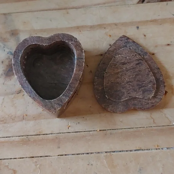 Jewelry Box - Picture 2 of 3